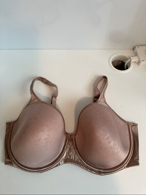 Wonderbra Smooth Molded Bra in Taupe Rose